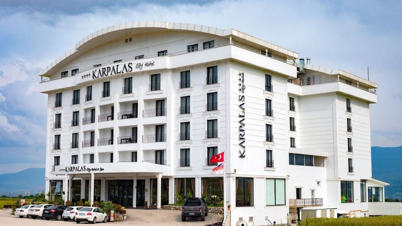 Karpalas City Hotel Spa