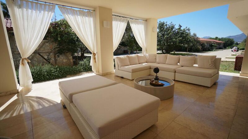 Flow Datça Surf Beach Hotel