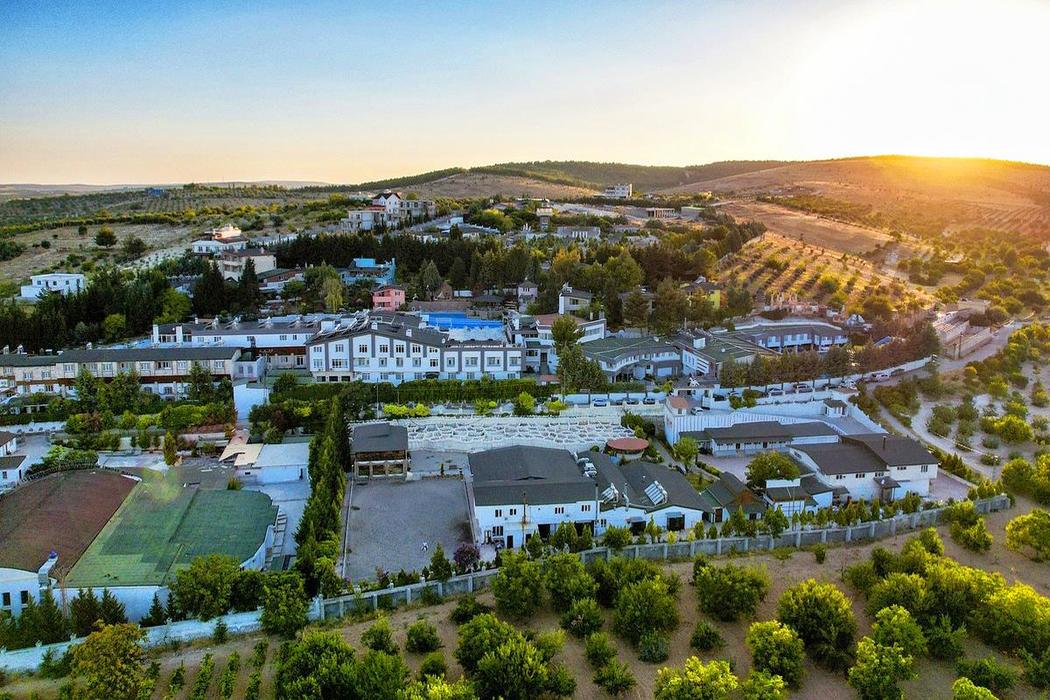 Uğurlu Termal Tatil Köyü