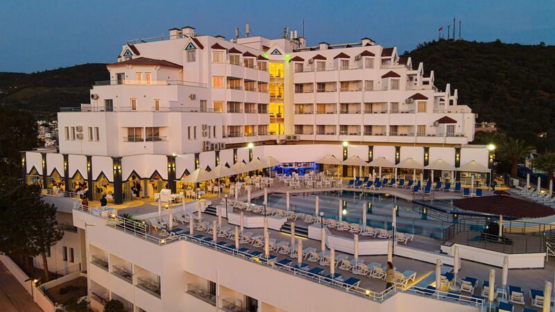 Roseira Beach Resort