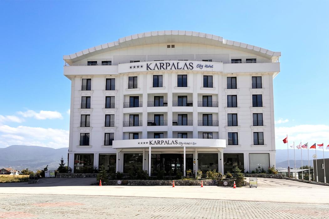 Karpalas City Hotel Spa