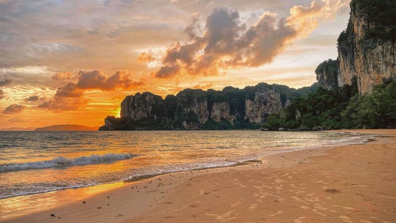 Bangkok Pattaya Turu (Mahan Havayolları İle) (İstanbul Hareketli)