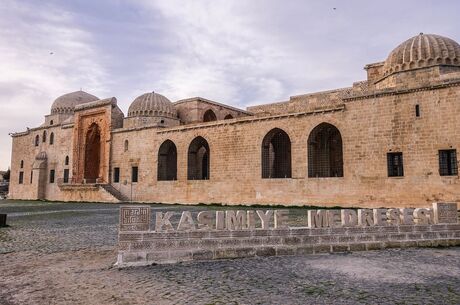 Uçaklı Mardin Midyat Turu (İzmir Hareketli)