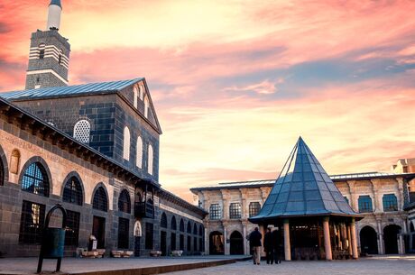 Uçaklı Butik Gap Turu (Izmir Hareketli)