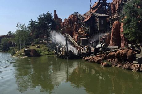 Paris Disneyland Turu Pegasus Havayolları İle (Ory Ory)