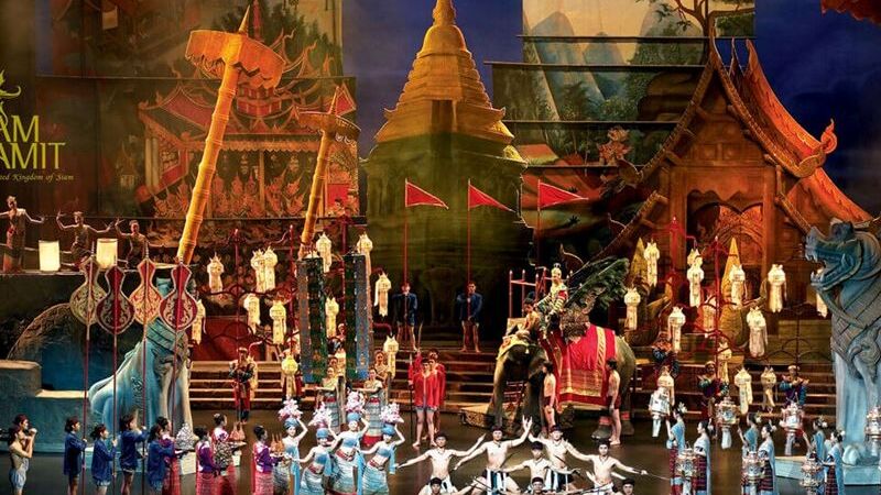 Büyük Uzakdoğu Turu (İstanbul Hareketli)