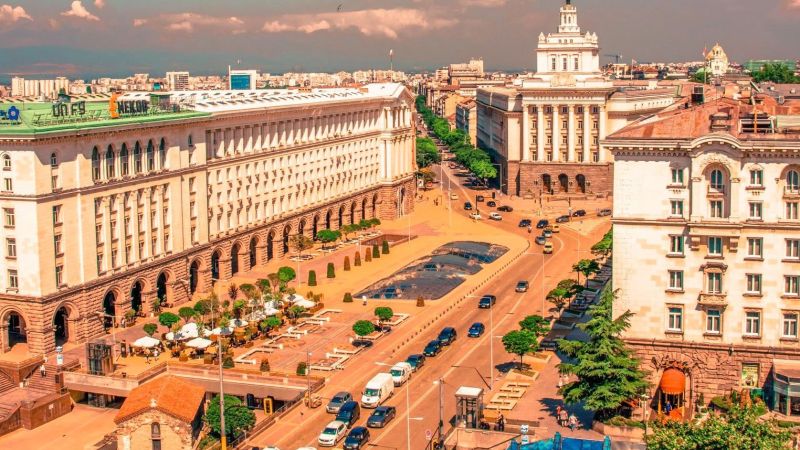 Otobüslü Balkan Masalı (İstanbul Hareketli)