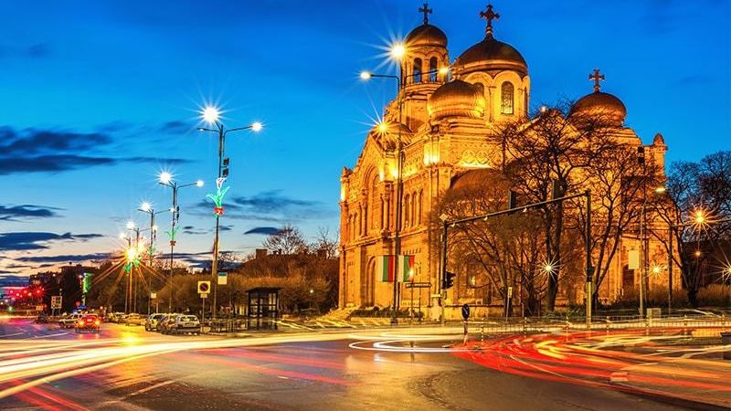 Otobüslü Balkan Masalı (İstanbul Hareketli)