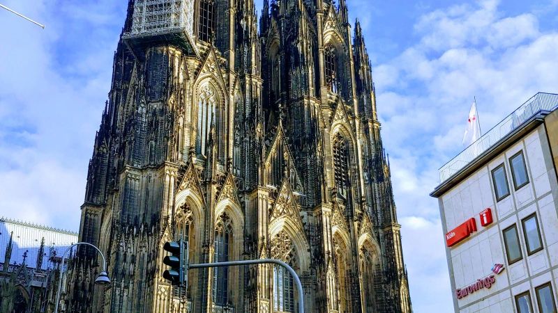 Brüksel Amsterdam Köln Turu (İstanbul Hareketli)