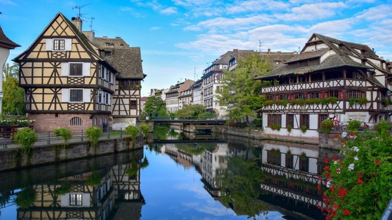 Maxi Benelüx Paris Alsace Turu Sunexpress Havayolları İle (İzmir Hareketli)