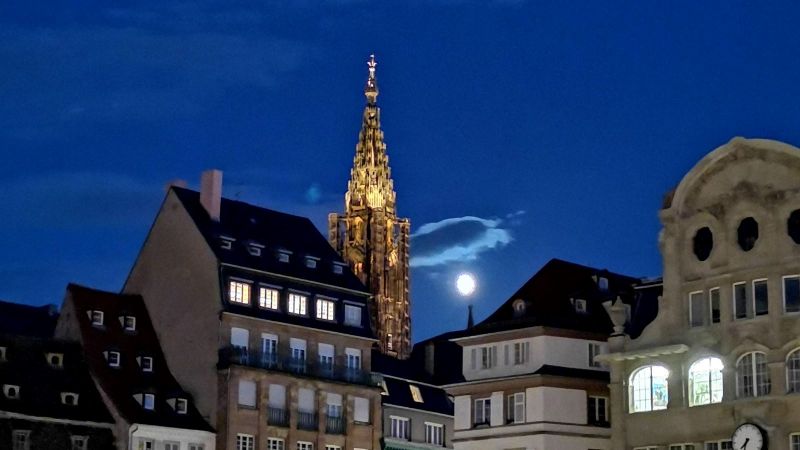 Görkemli Rüya Üçgeni Sunexpress Havayolları İle (İzmir Hareketli)